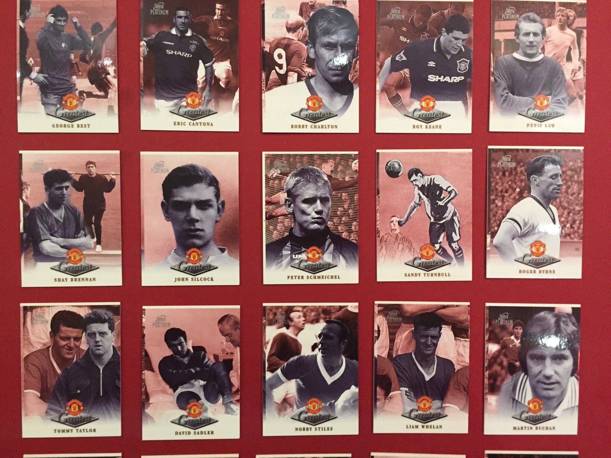 MANCHESTER UNITED - FUTERA PLATINUM "THE GREATEST" - 1999 - KOMPLETT SETT - MISCUT