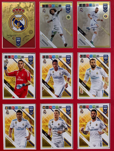 000. REAL MADRID KOMPLETT SETT MED TEAM MATES + 6 GULLKORT FRA PANINI FIFA 2019