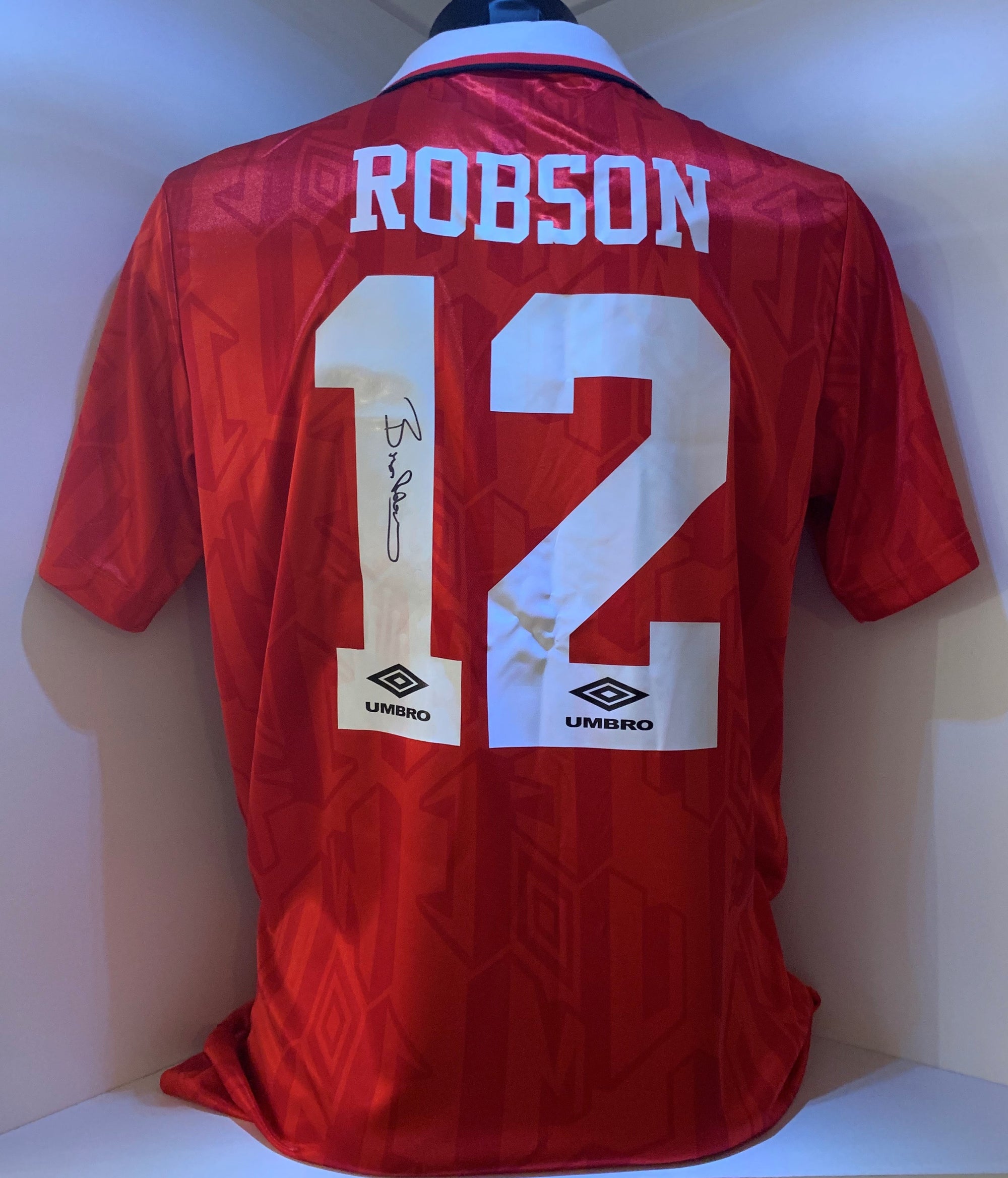 BRYAN ROBSON - SIGNERT DRAKT MED EKTEHETSBEVIS/COA