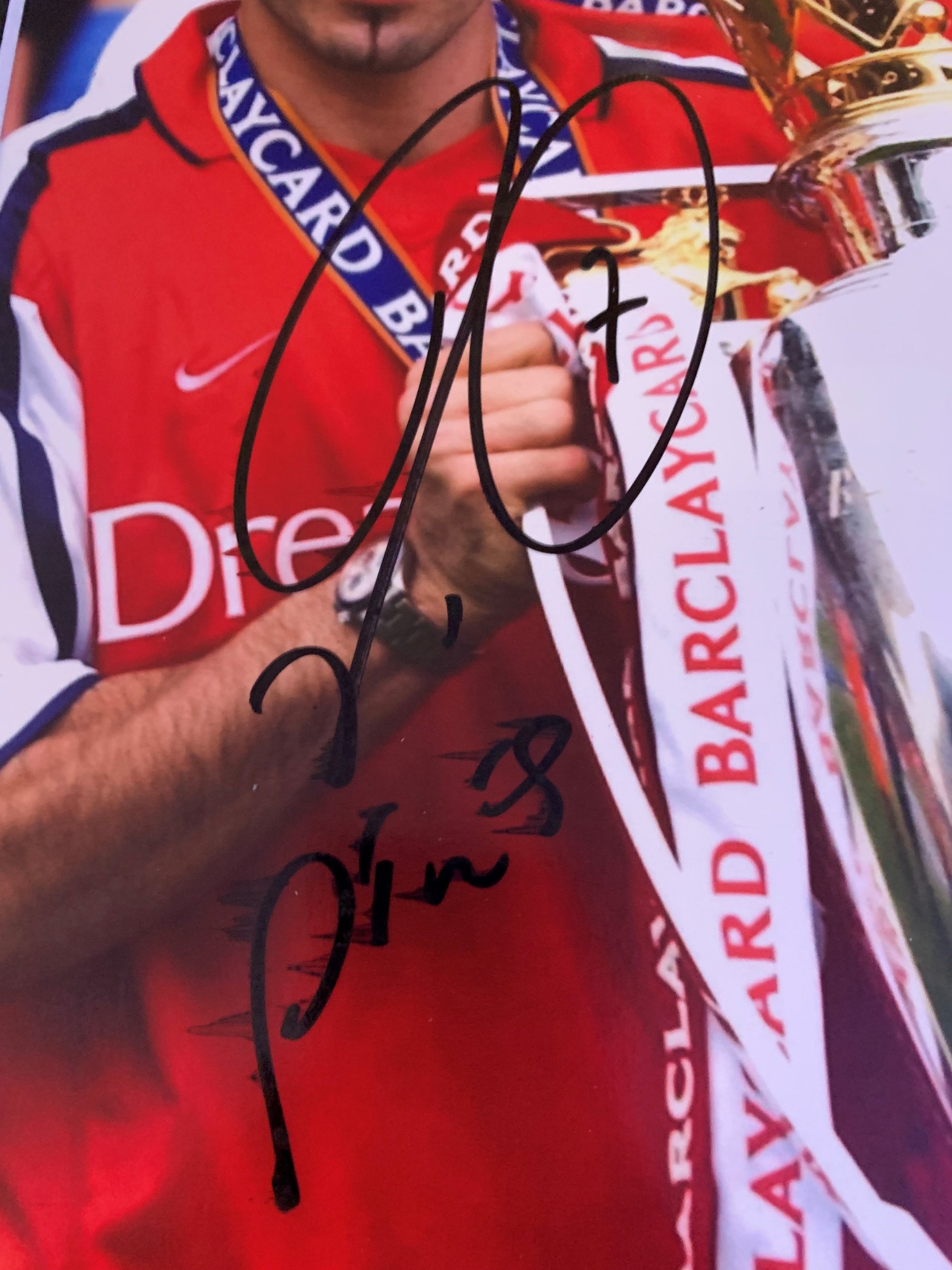 ARSENAL - ROBERT PIRES - SIGNERT BILDE MED EKTEHETBEVIS/COA
