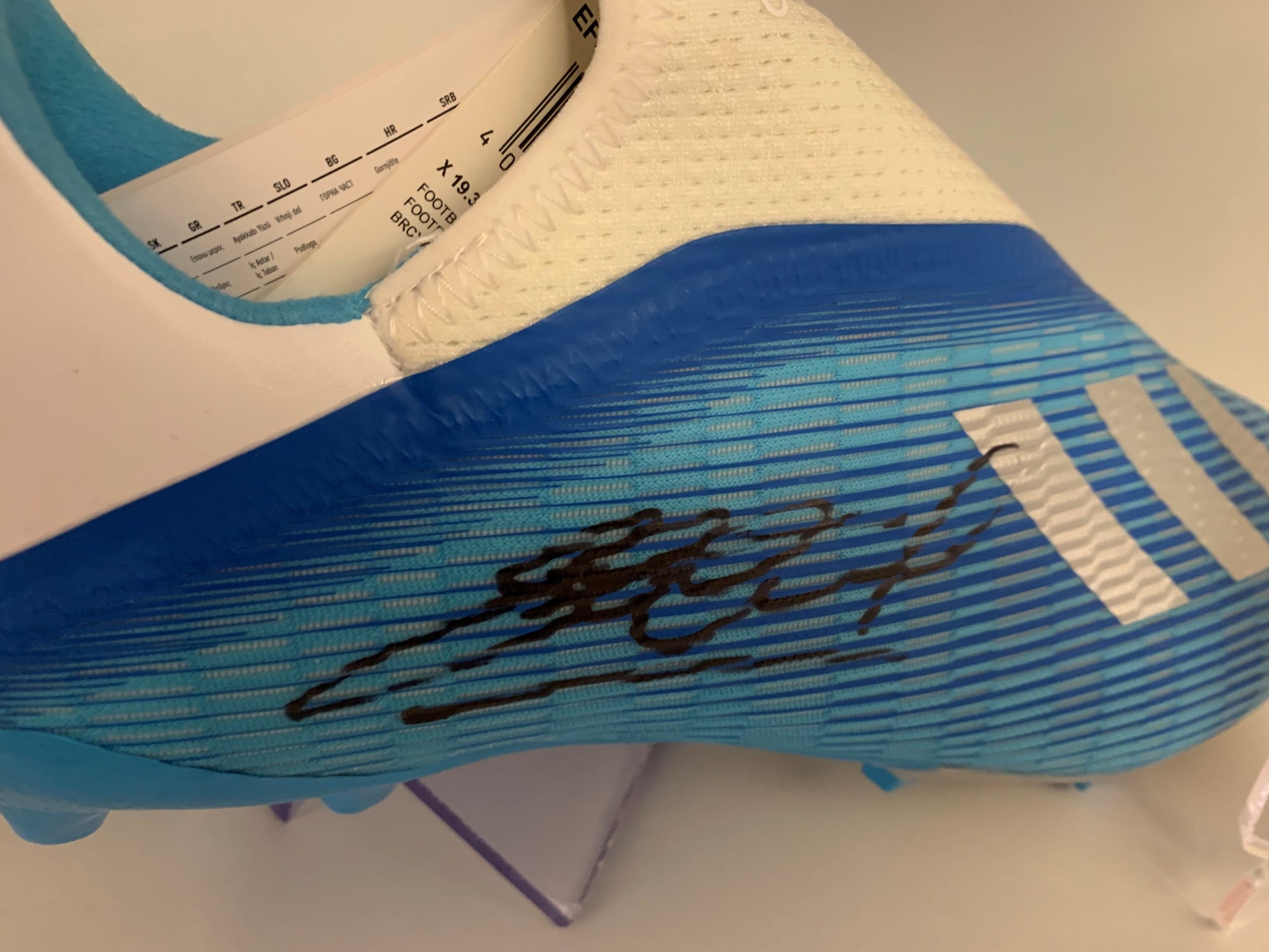 STEVEN GERRARD - SIGNERT SKO MED EKTEHETSBEVIS/COA
