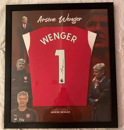 ARSENE WENGER - FERDIG INNRAMMET OG SIGNERT DRAKT "ART-FRAME" MED EKTEHETSBEVIS/COA
