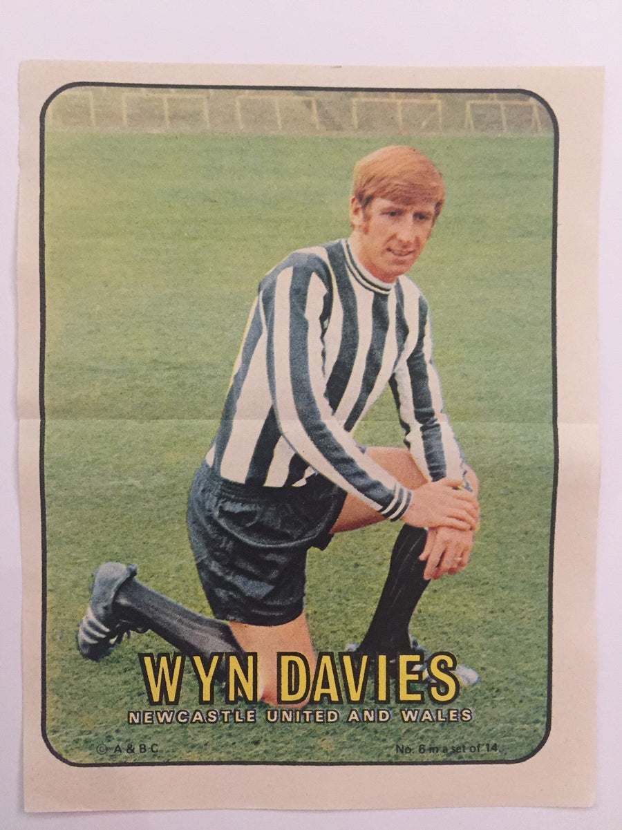 006. WYN DAVIES - NEWCASTLE
