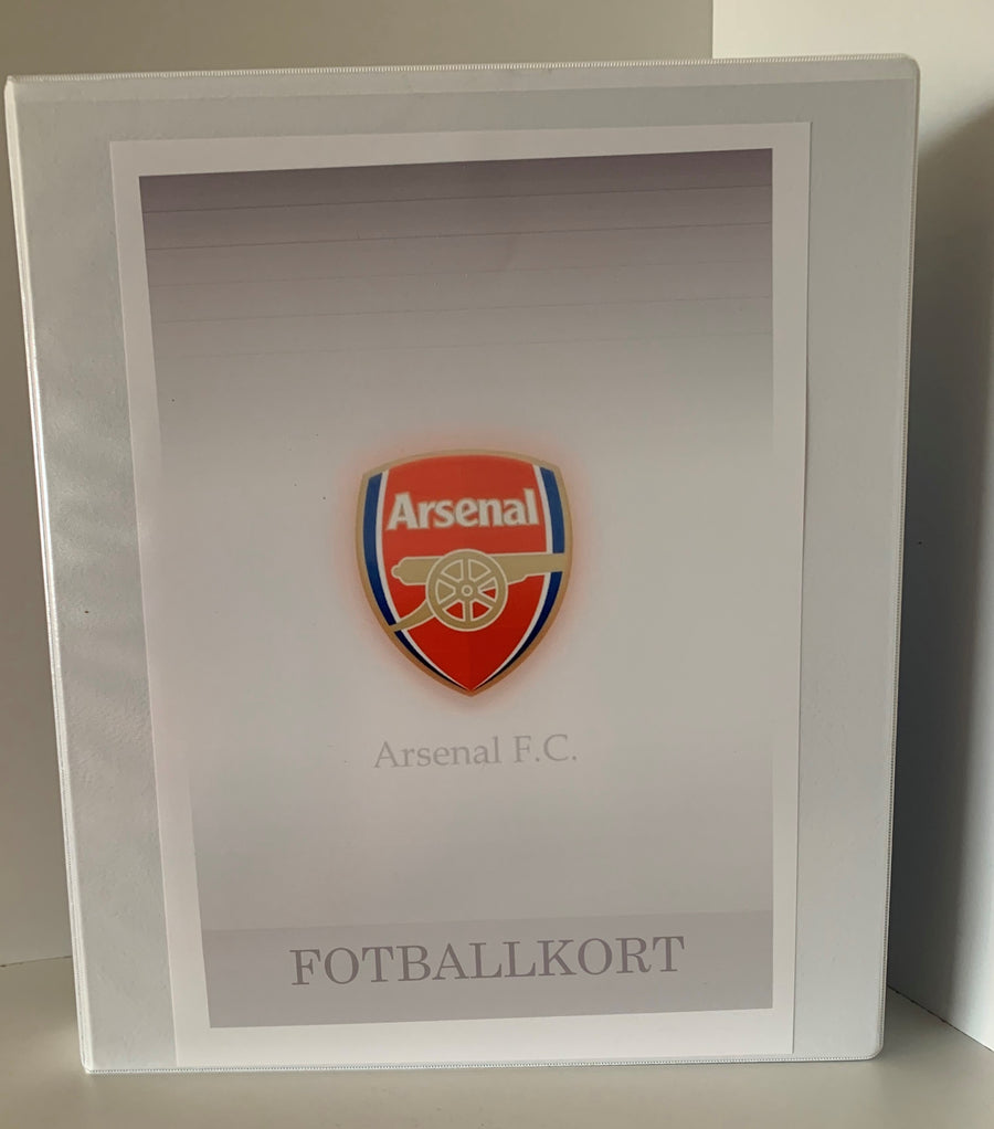 ARSENAL SAMLEPERM FOR FOTBALLKORT MED 50 STK PLASTLOMMER MED PLASS TIL  450 STK KORT