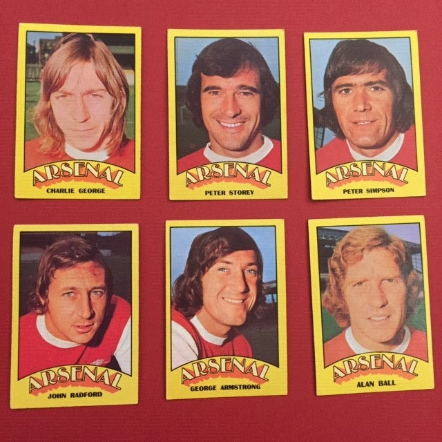 000. ARSENAL - KOMPLETT SETT MED FOTBALLKORT FRA A&BC 1974/75