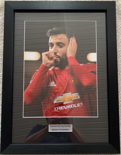 BRUNO FERNANDES - SIGNERT BILDE MED EKTEHETSBEVIS/COA