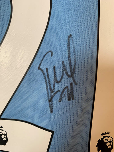 DAVID SILVA - SIGNERT DRAKT MED EKTEHETSBEVIS/COA