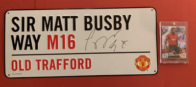 FRED - SIGNERT SIR MATT BUSBY WAY SKILT - MED EKTEHETSBEVIS/COA