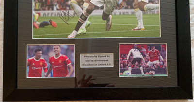 MASON GREENWOOD - SIGNERT BILDE MED EKTEHETSBEVIS/COA