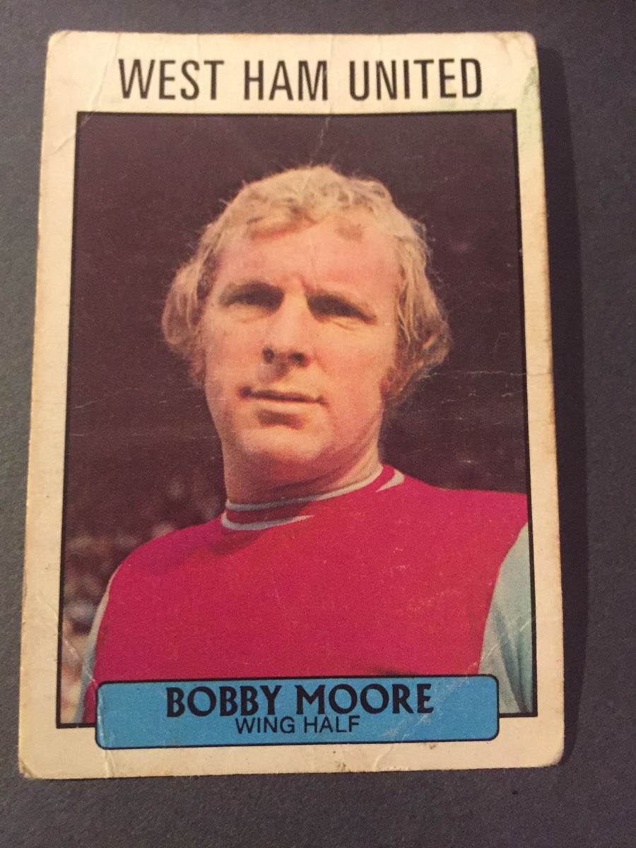 018. BOBBY MOORE - WEST HAM UNITED