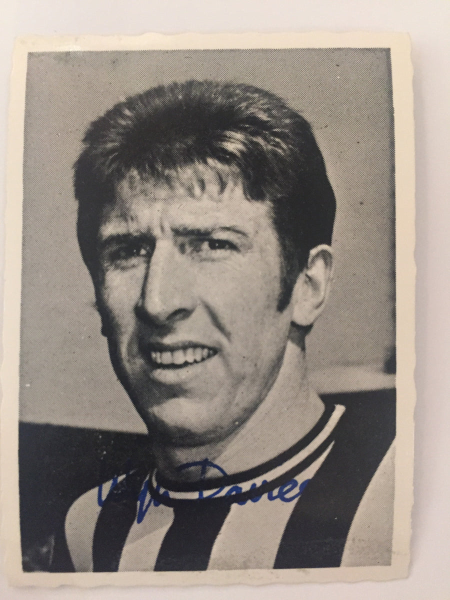 005. WYN DAVIES - NEWCASTLE UNITED