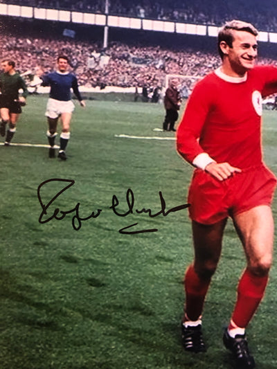 LIVERPOOL - ROGER HUNT - SIGNERT BILDE MED EKTEHETSBEVIS/COA