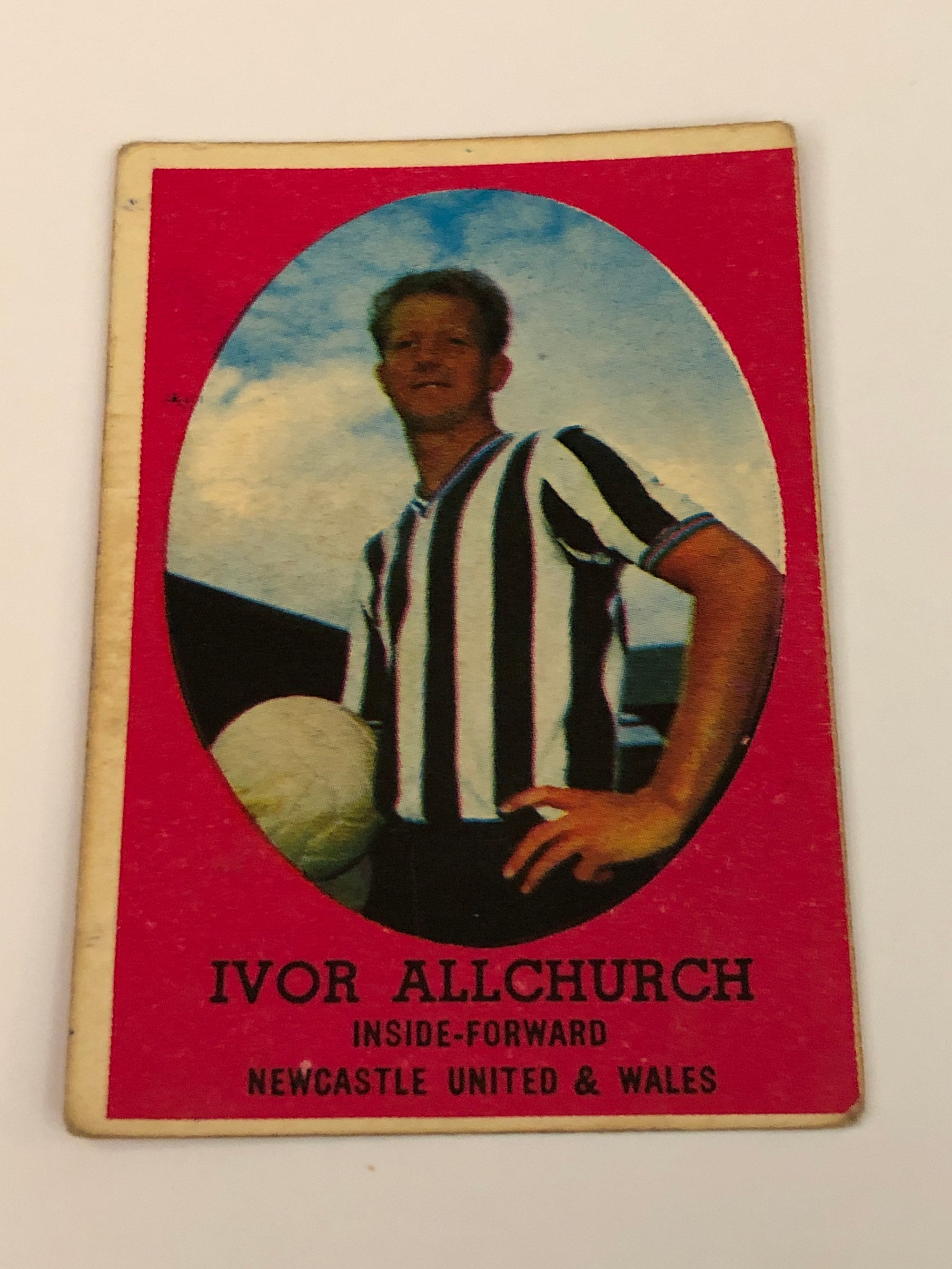 028. IVOR ALLCHURCH - NEWCASTLE UNITED