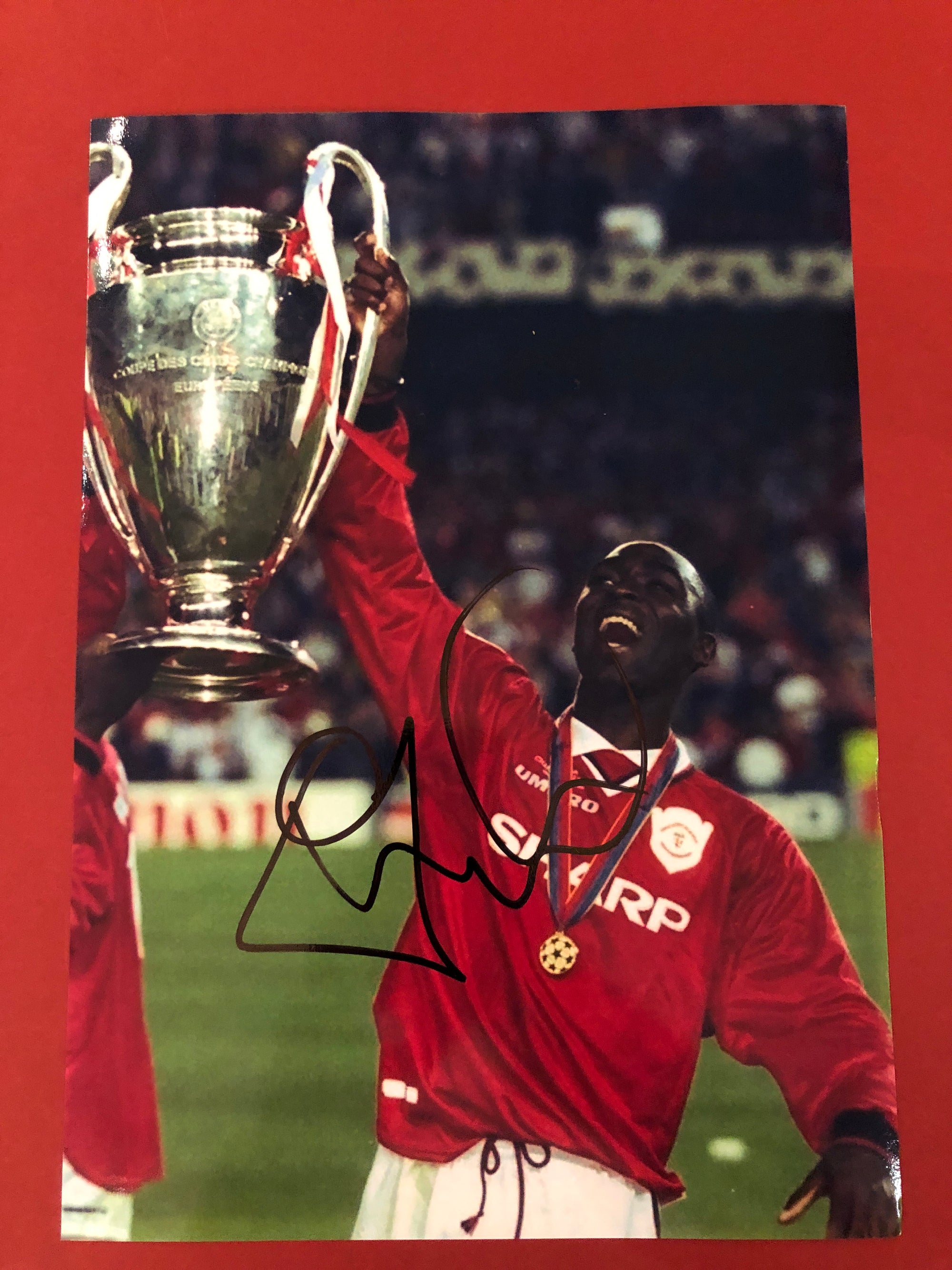 MANCHESTER UNITED - ANDY COLE - SIGNERT BILDE MED EKTEHETSBEVIS/COA