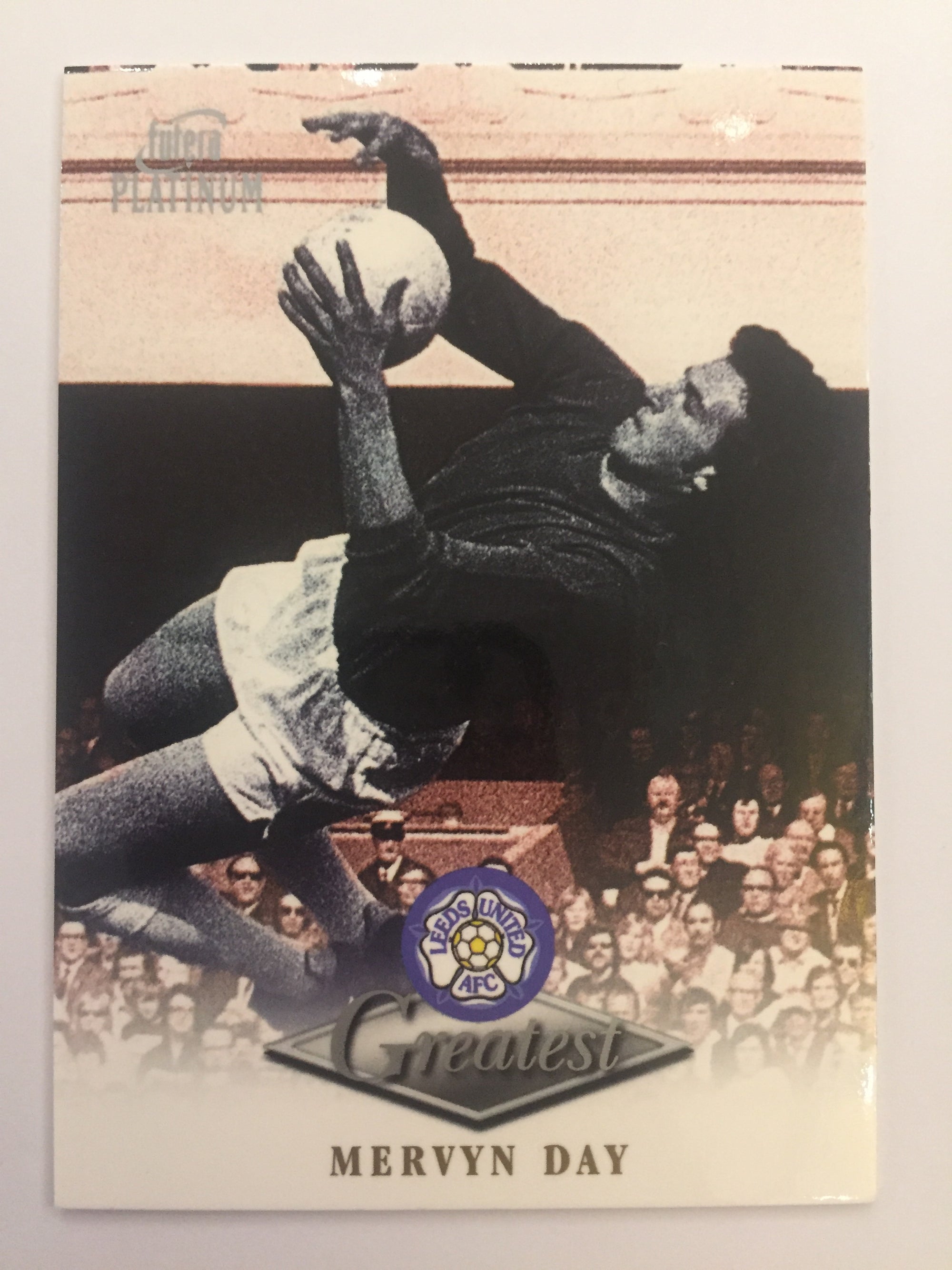 MERVYN DAY - LEEDS UNITED