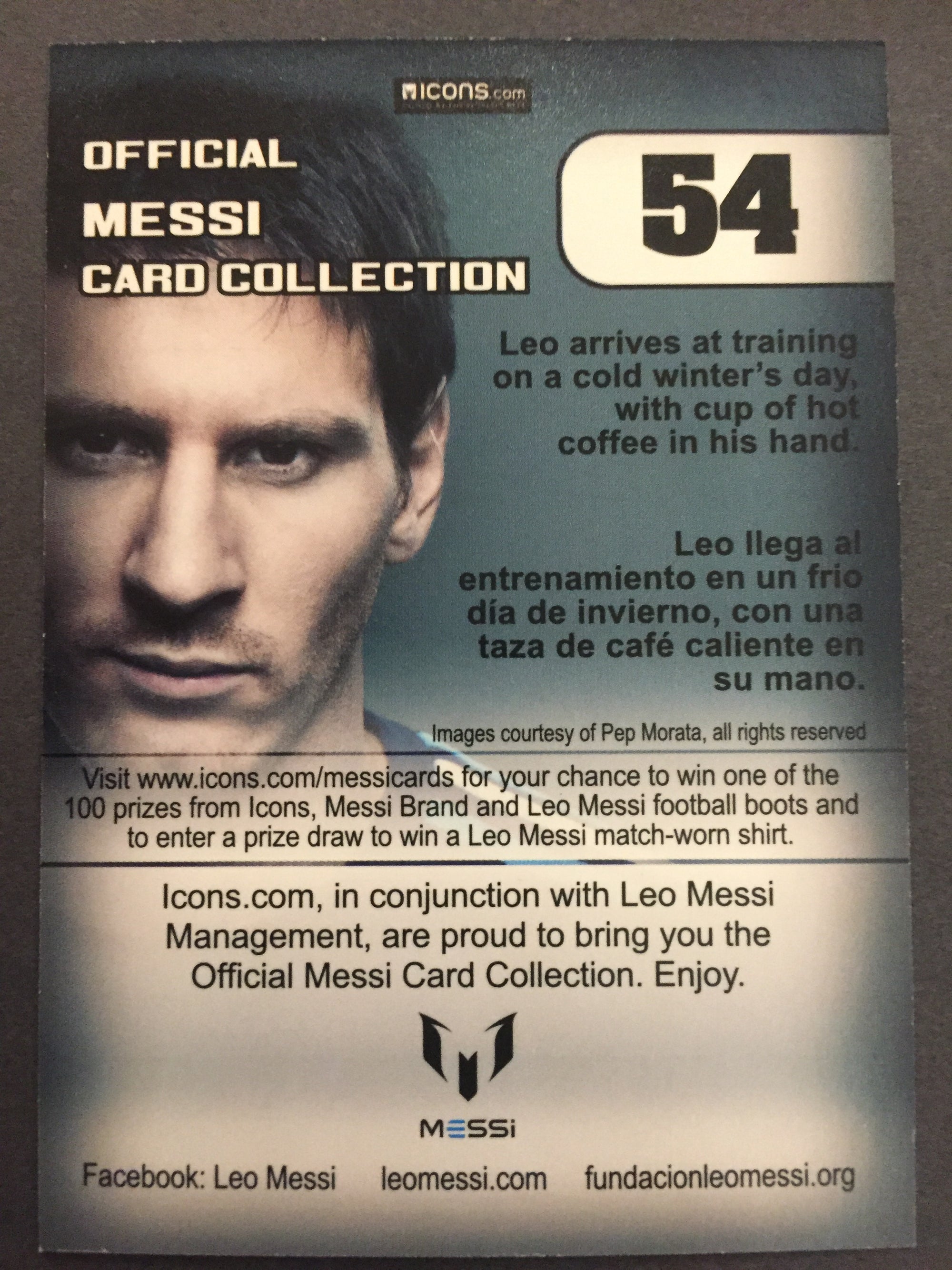 054. OFFICIAL MESSI CARD COLLECTION