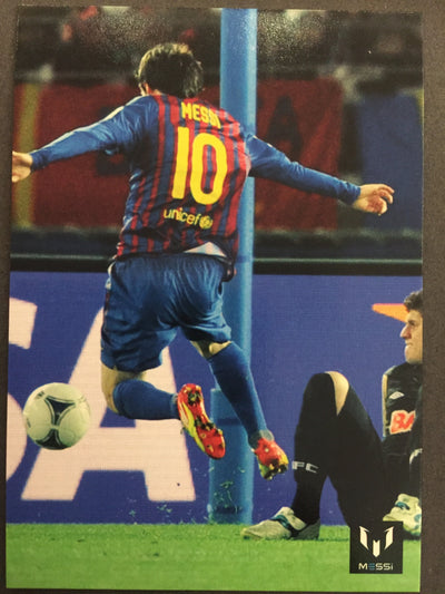 033. OFFICIAL MESSI CARD COLLECTION