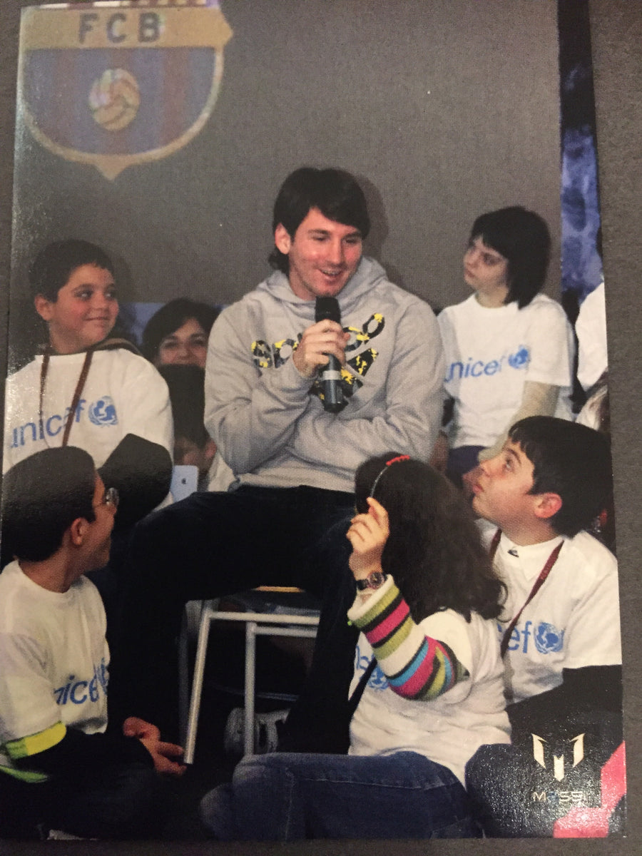 096. OFFICIAL MESSI CARD COLLECTION