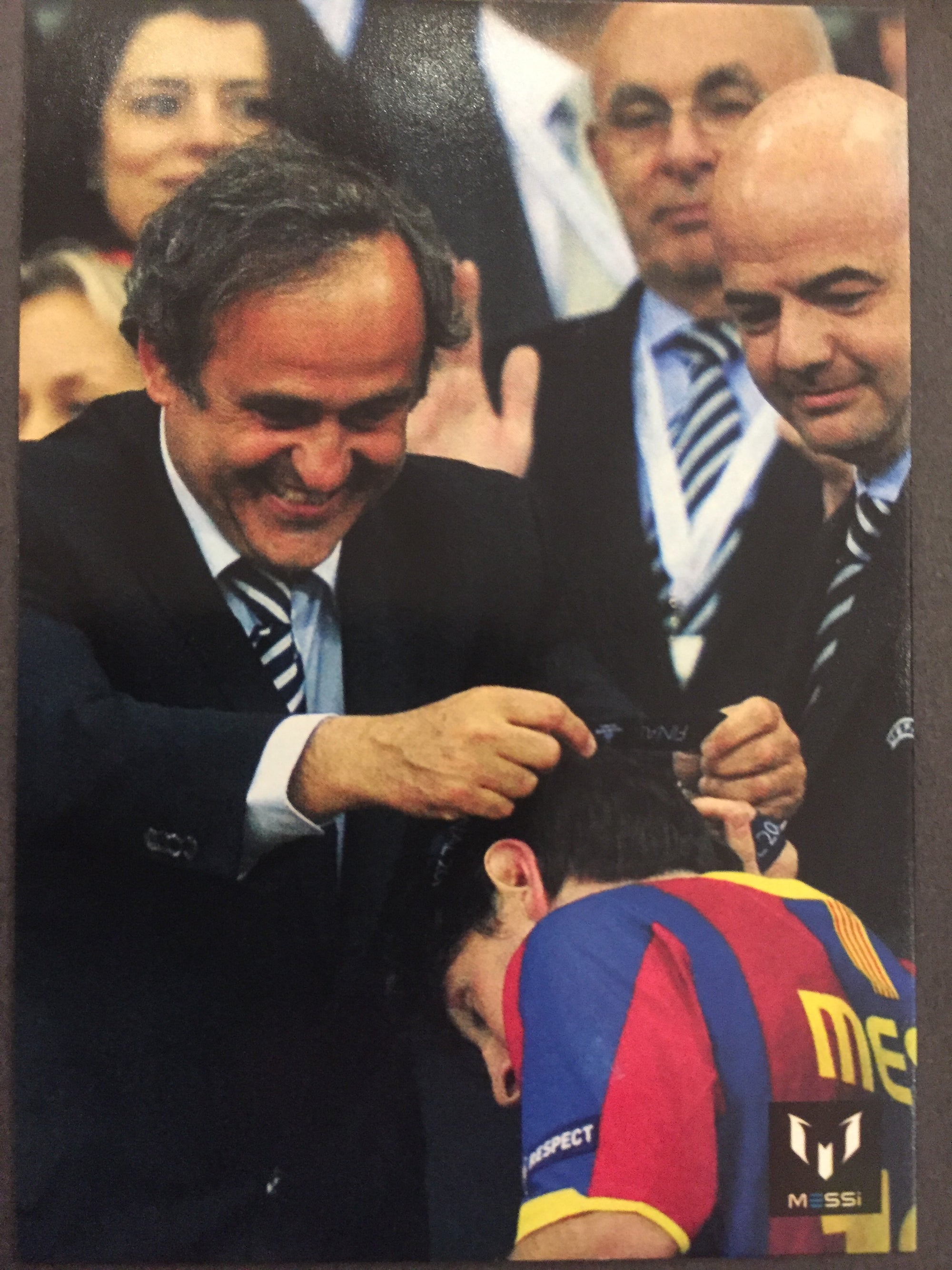 029. OFFICIAL MESSI CARD COLLECTION