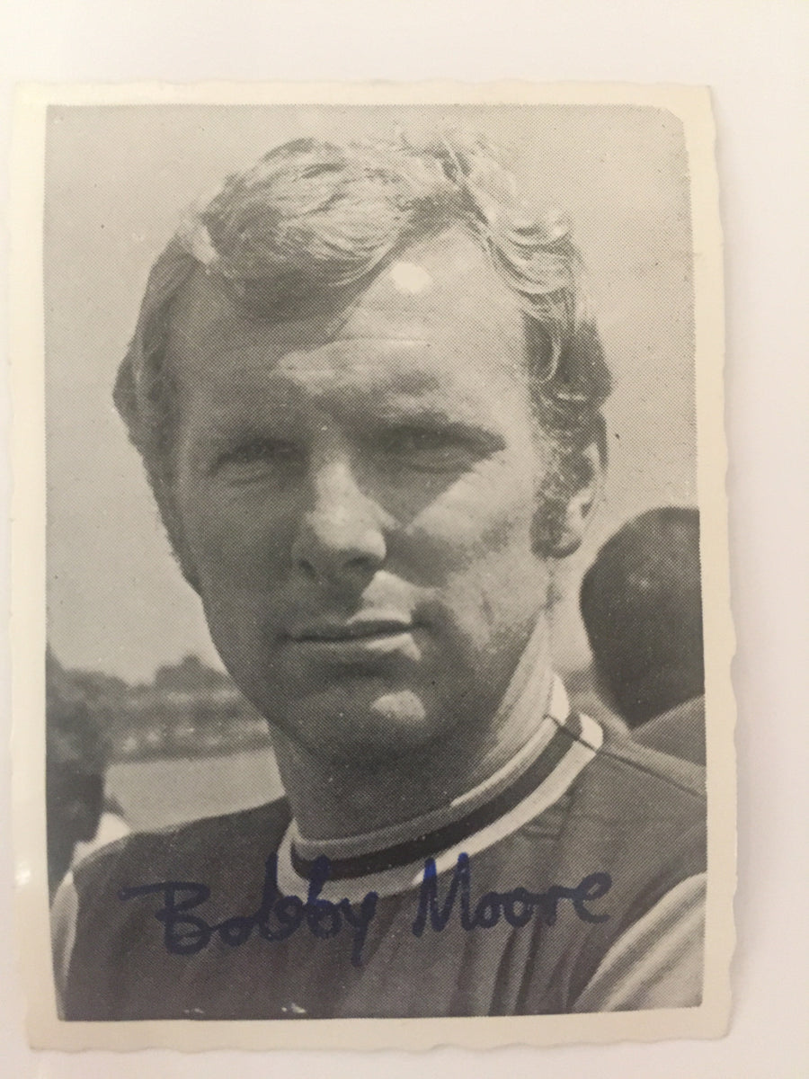 018. BOBBY MOORE - WEST HAM UNITED