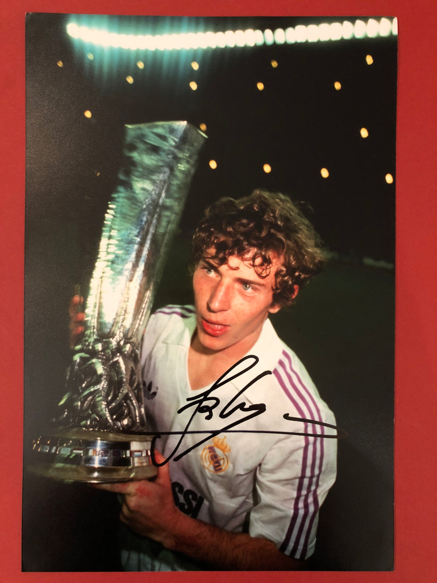 REAL MADRID - EMILIO BUTRAGUENO -  SIGNERT BILDE MED EKTEHETSBEVIS/COAP