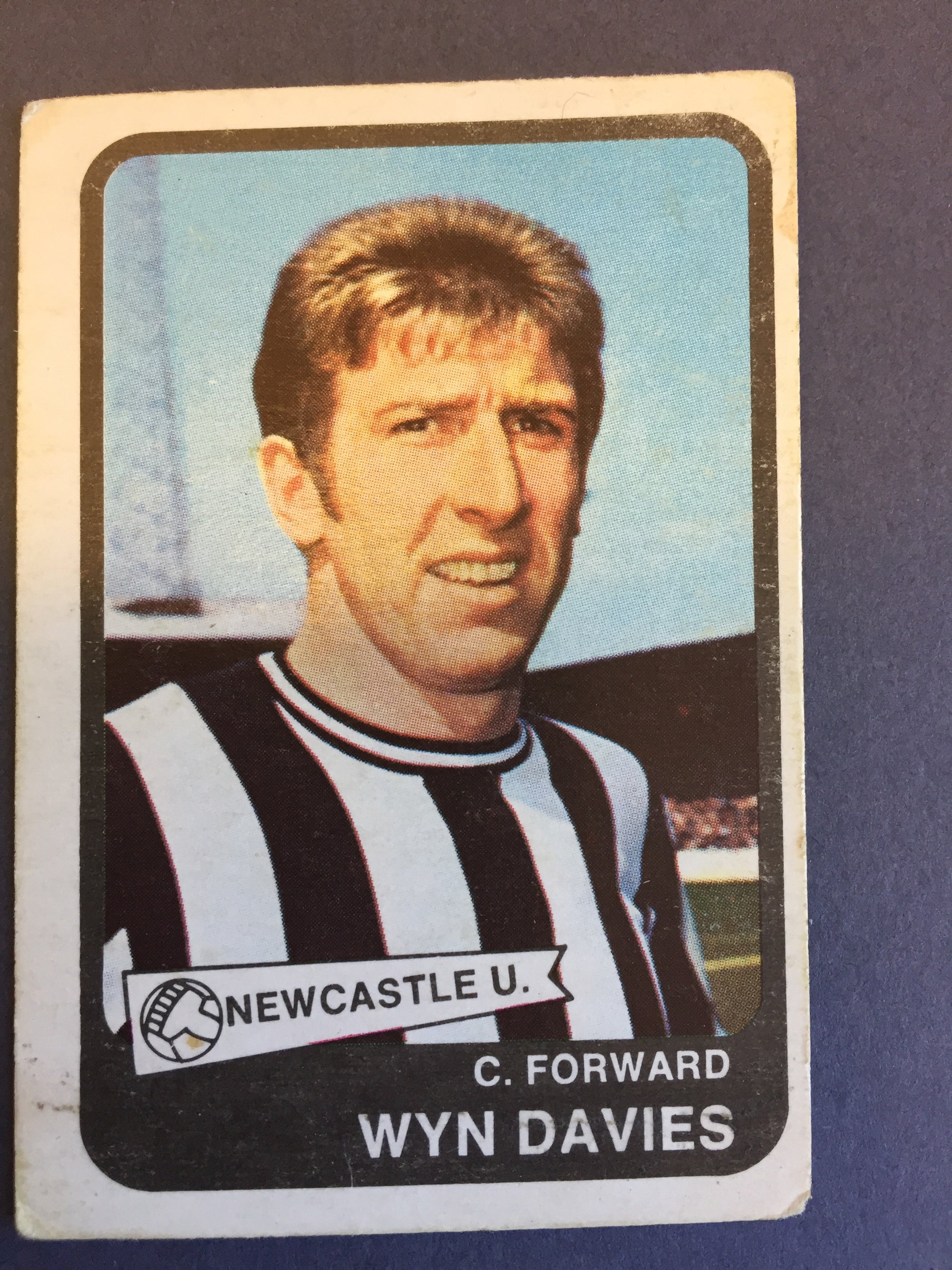 042. Wyn Davies - newcastle united