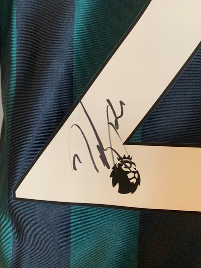 RODRIGO - SIGNERT DRAKT MED EKTEHETSBEVIS/COA