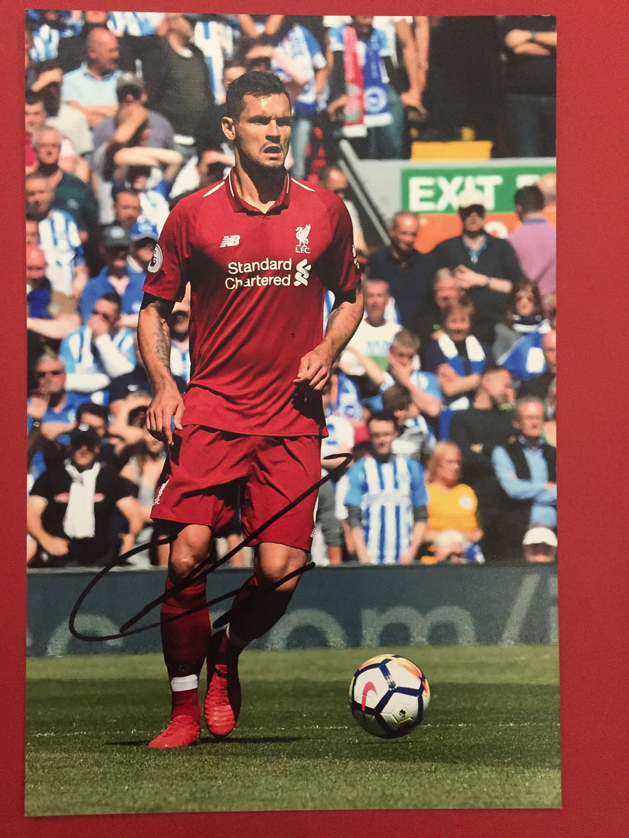 LIVERPOOL - DEJAN LOVREN - SIGNERT BILDE MED EKTEHETSBEVIS/COA