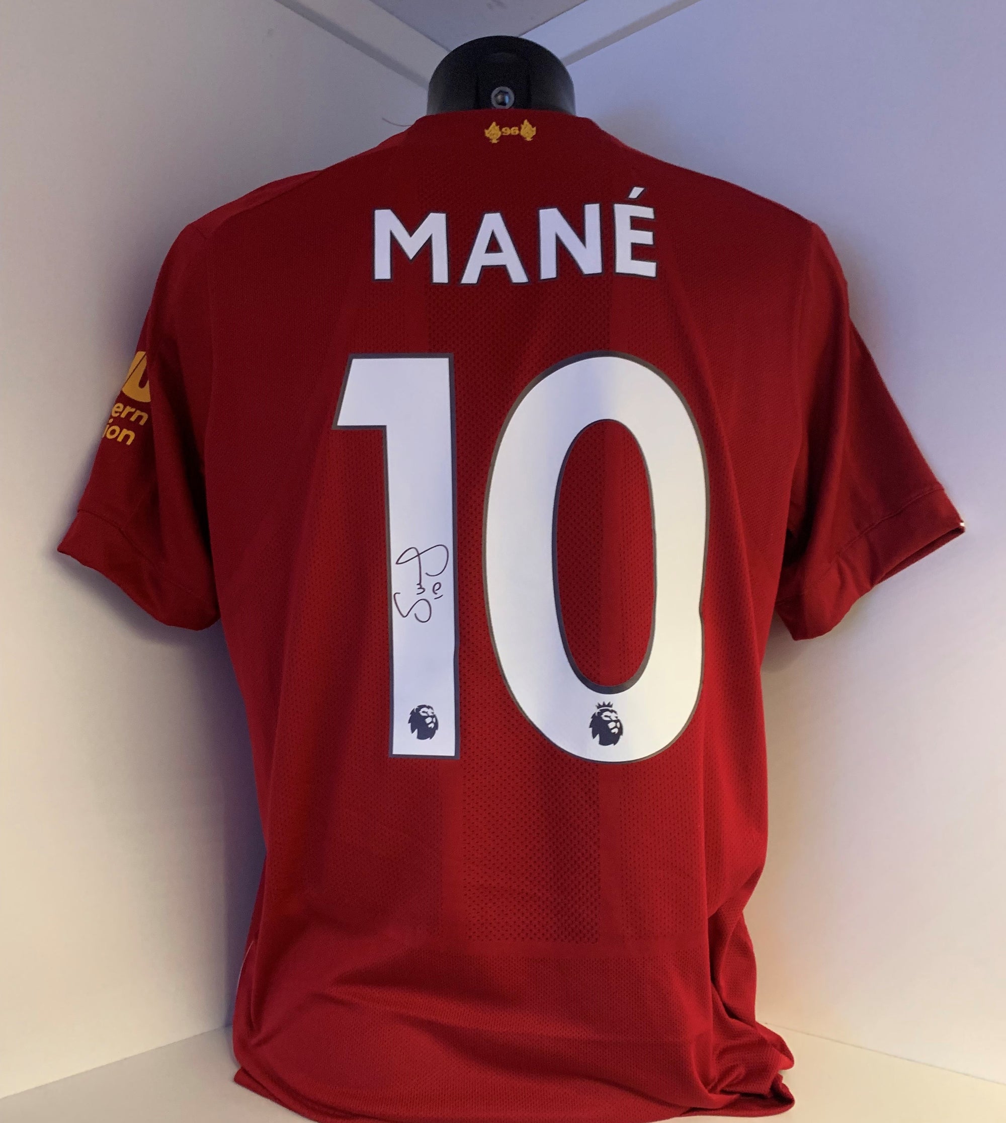 SADIO MANE - SIGNERT  DRAKT MED EKTEHETSBEVIS/COA