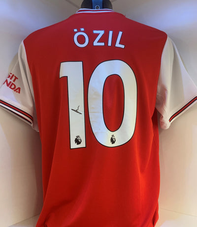 ARSENAL - MESUT ÖZIL - SIGNERT DRAKT MED EKTEHETSBEVIS/COA