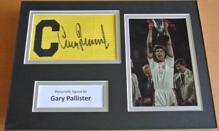 Steve Bruce Signert kapteinsbind