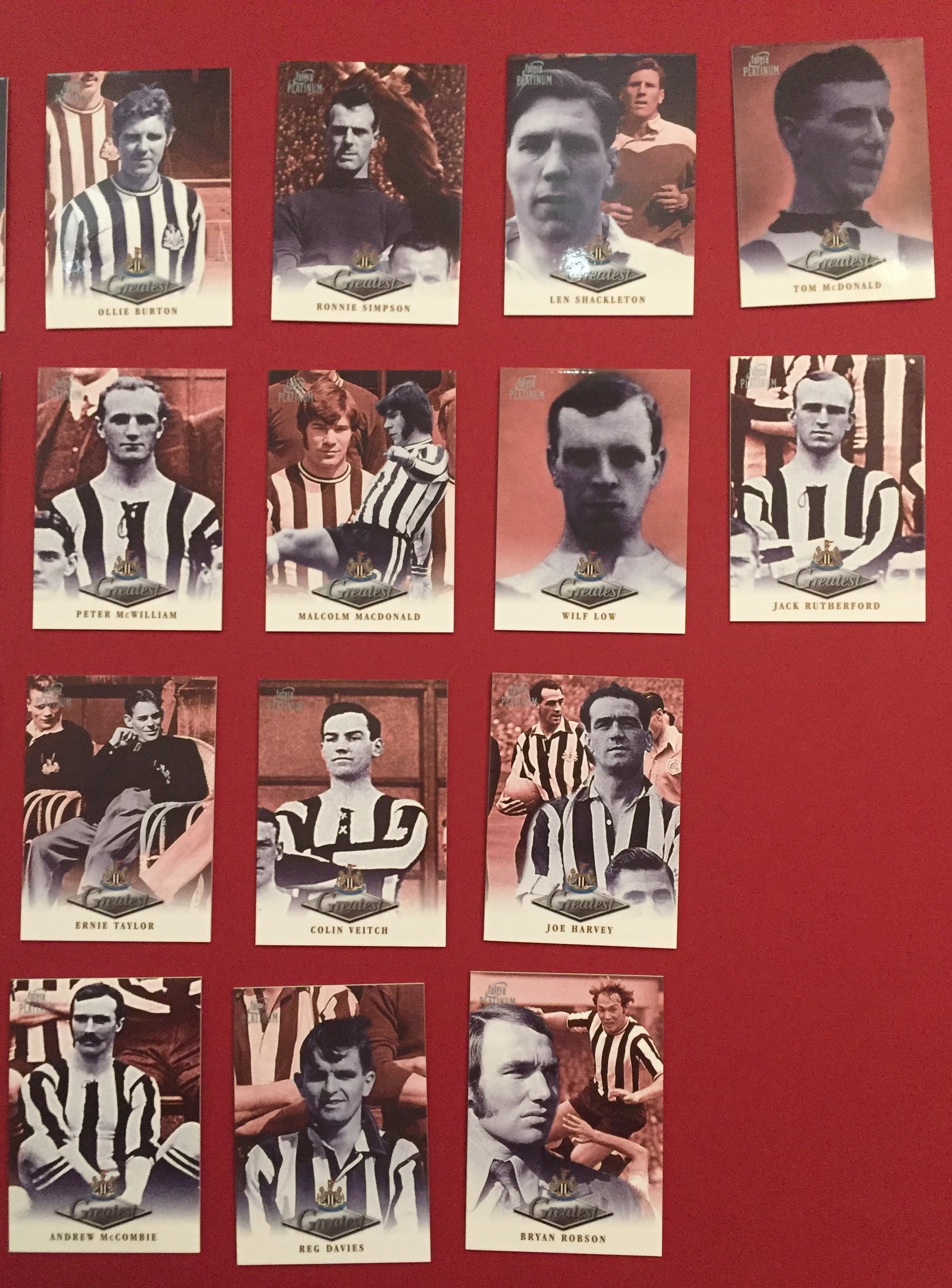 NEWCASTLE UNITED -  FUTERA PLATINUM "THE GREATEST" - 1999 - KOMPLETT SETT