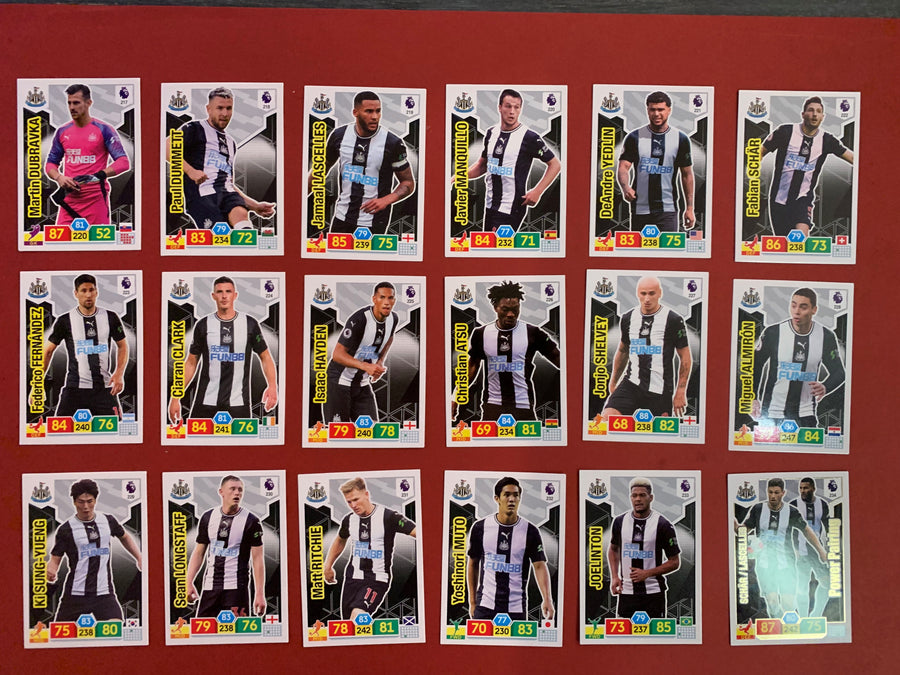 000. NEWCASTLE UNITED - KOMPLETT SETT PANINI PREMIER LEAGUE ADRENALYN 2019/20