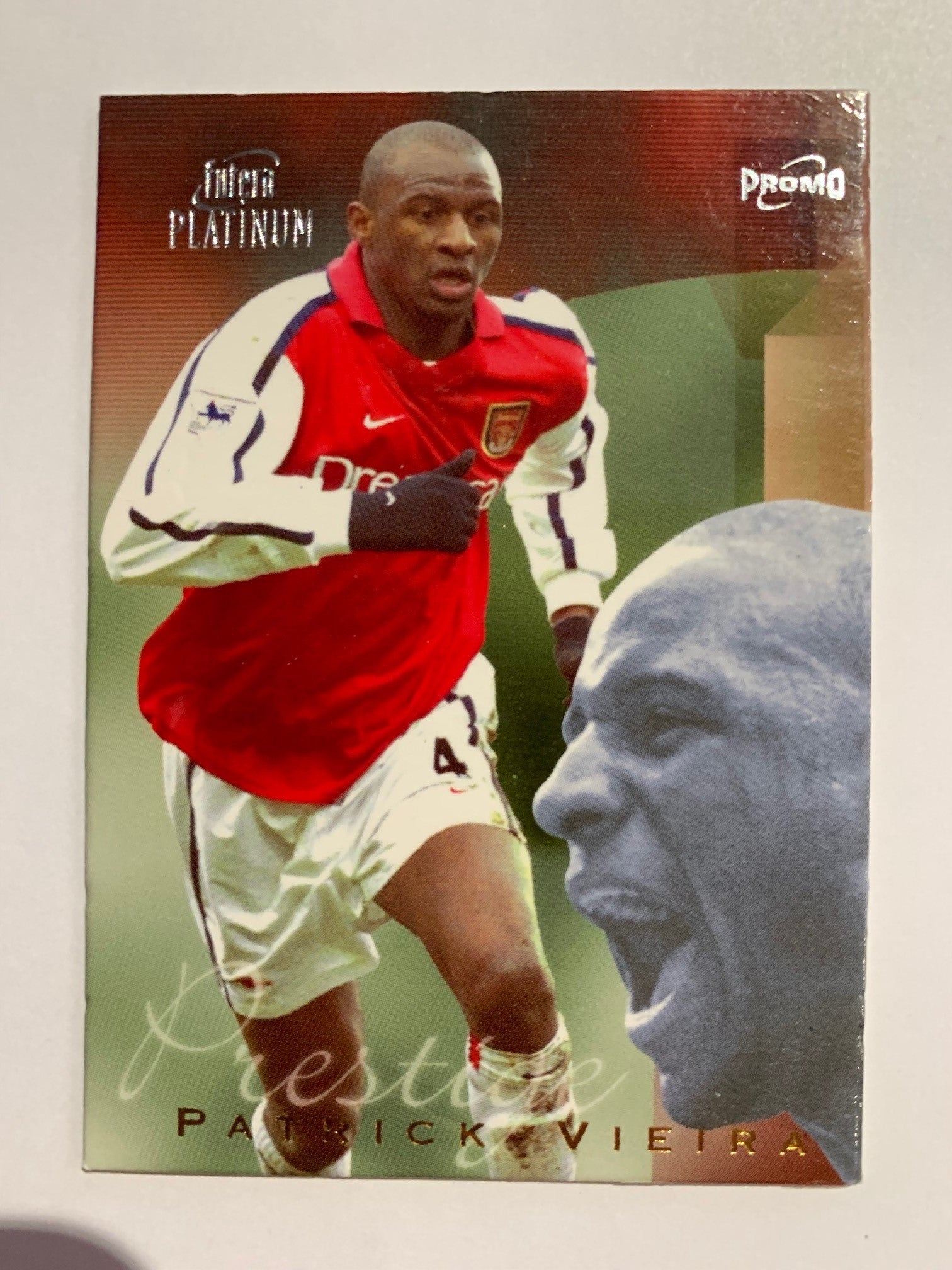 PATRICK VIEIRA - FUTERA 2001 PLATINUM PRESTIGE PROMO #400