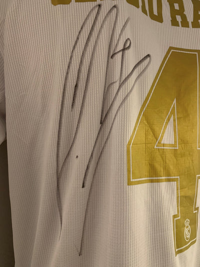 SERGIO RAMOS - SIGNERT DRAKT MED EKTEHETSBEVIS/COA