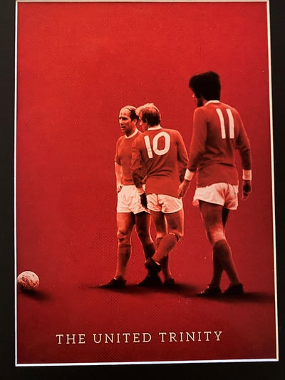 UNITED TRINITY - TRIPPELSIGNERT MONTASJE MED EKTEHETSBEVIS/COA