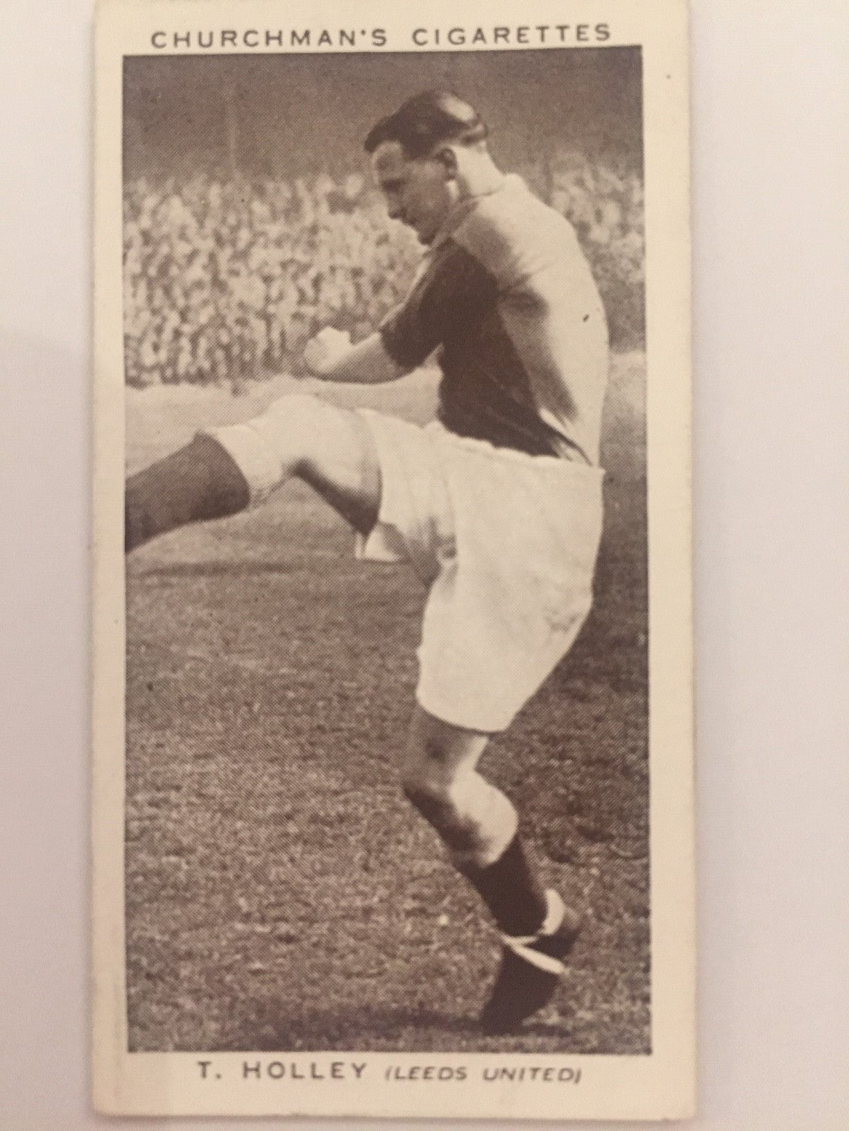 TOM HOLLEY - LEEDS UNITED - CURCHMAN ASSOCIATION FOOTBALLERS 1939