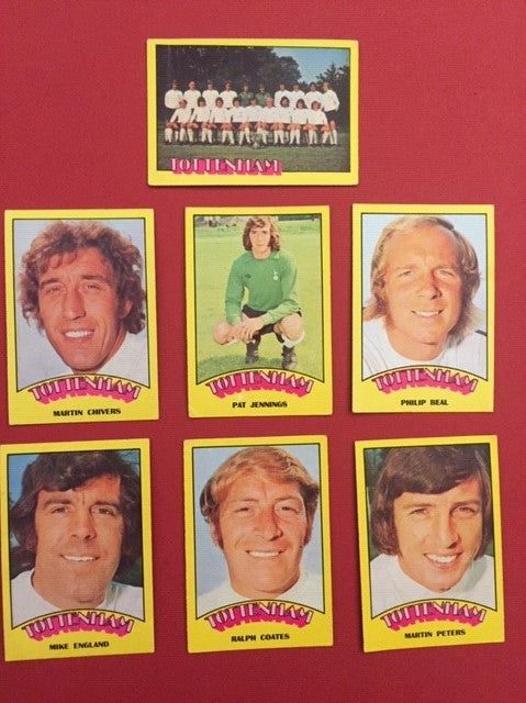 000. TOTTENHAM HOTSPUR - KOMPLETT SETT MED FOTBALLKORT FRA A&BC 1974/75